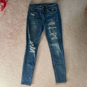 Distressed jegging